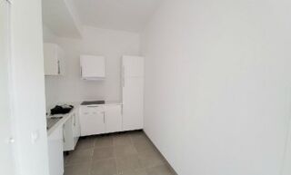  Appartement à louer 2 pièces 44 m²