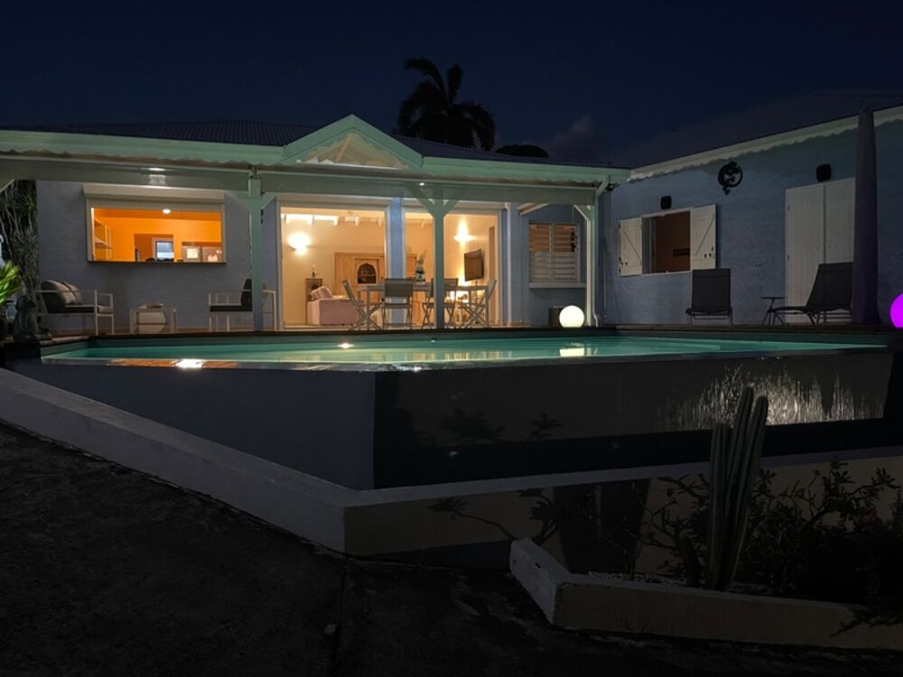 � vendre  Villa Sainte-Anne (97180)