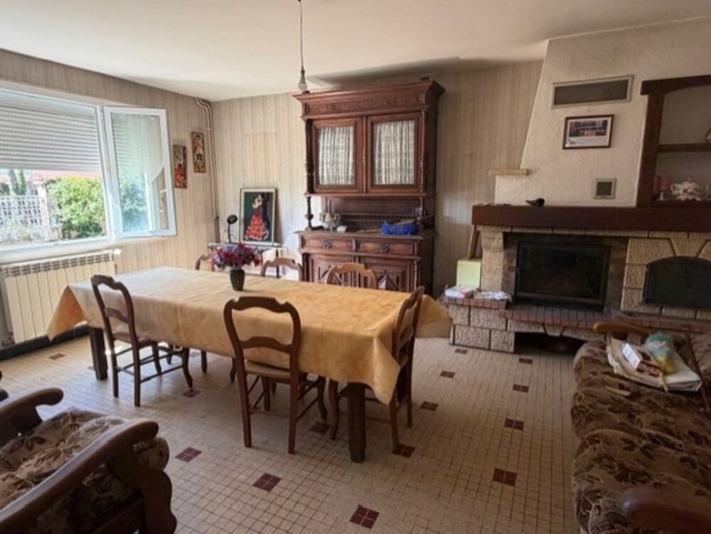 PLAISANCE (32) proche : MAISON TRADITIONNELLE 1960, dépendances, terrain clos avec jardin de 1.000m2 environ au calme, vue campa
