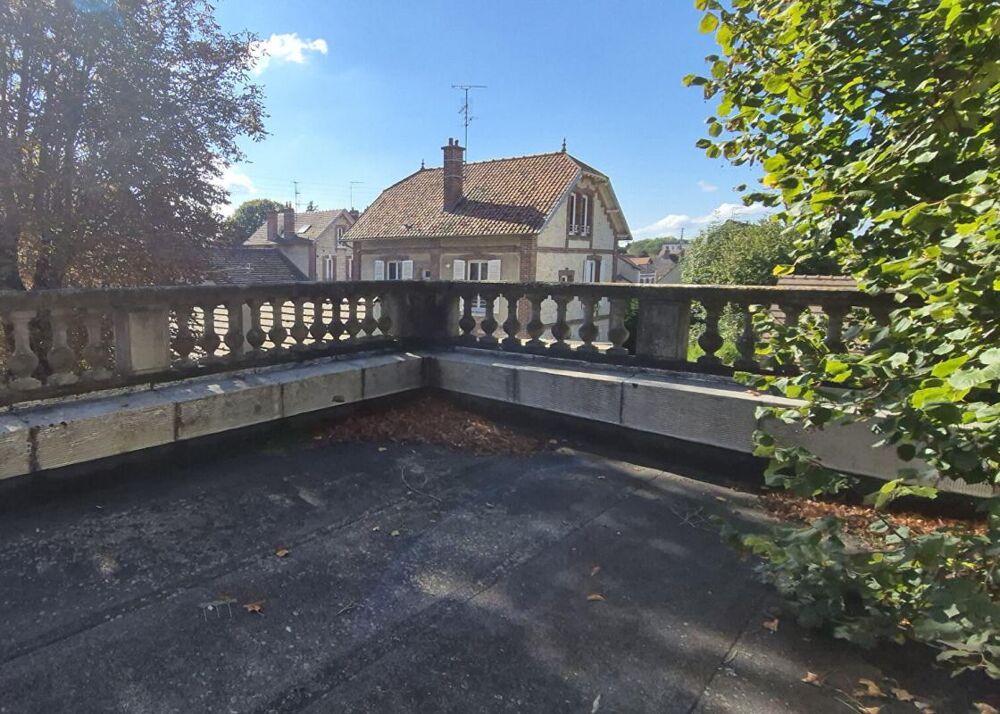 � vendre  Propri�t�/ch�teau Cr�py-en-Valois (60800)