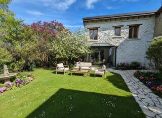  Remise / Grange � vendre 1 pi�ce 110 m�