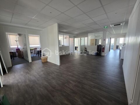 Bureau 250m&sup2; dernier &eacute;tage 645500 77144 Montevrain