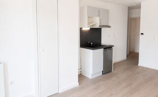  Appartement à louer 2 pièces 42 m²