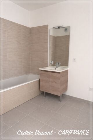  Appartement à vendre 4 pièces 77 m²