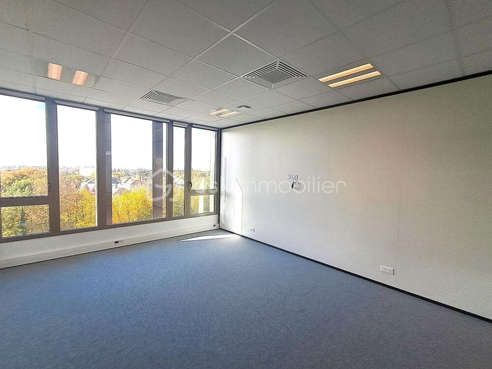   Implanté au 4? étage de l'immeuble Cyber Place, d'une surface totale de 362,10 m² Cesson sevigne