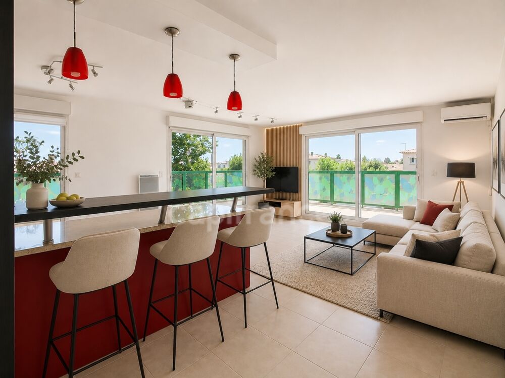Appartement T4 de standing avec terrasse, climatisation, garage et aperçu mer
