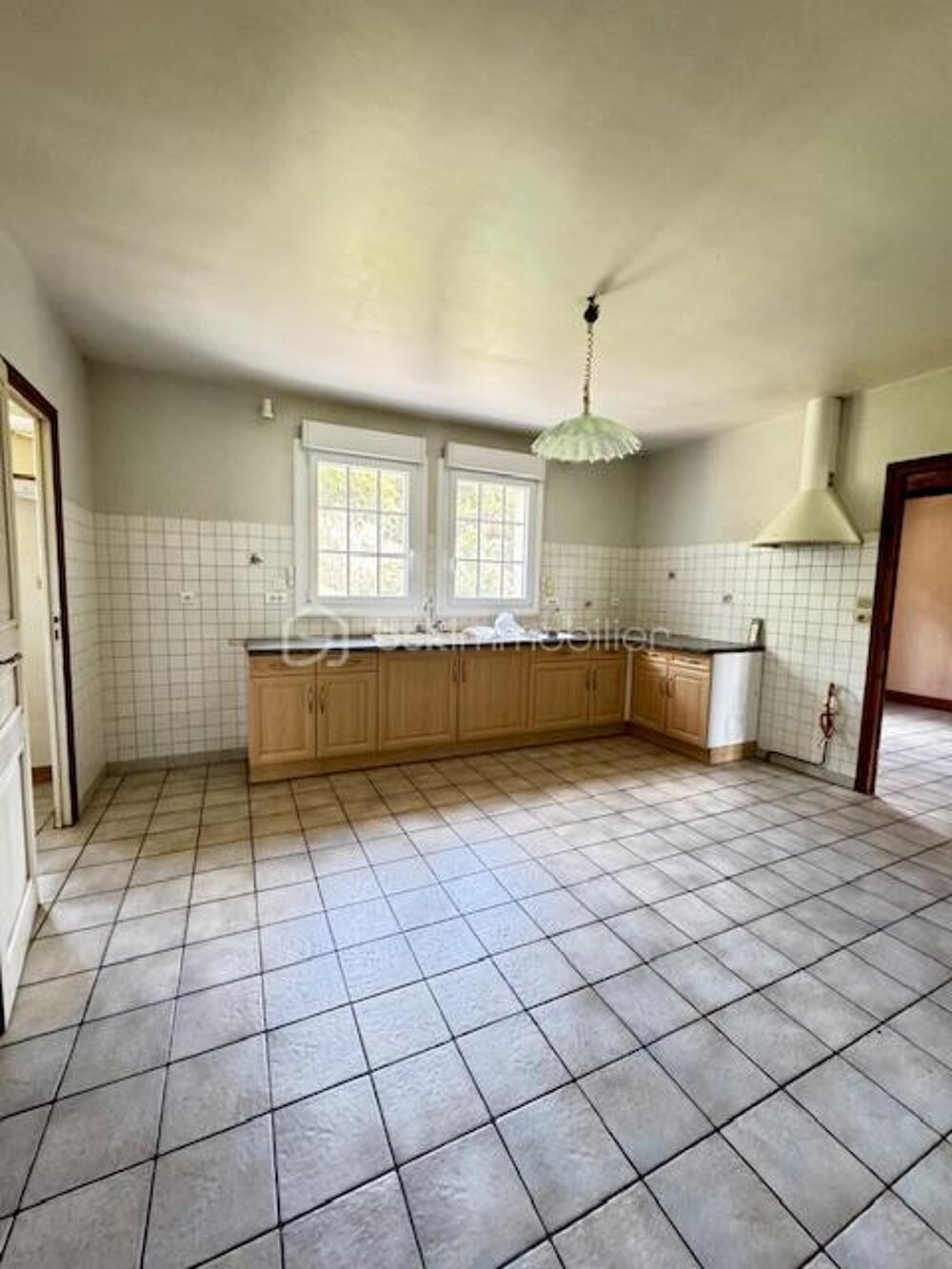 Maison 140M², 4CH, grand terrain en partie constructible  Chaunay (86510)