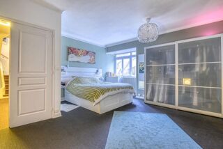  Appartement à vendre 7 pièces 216 m²