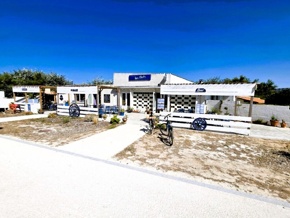   ILE D'OLÉRON (17) A Vendre Murs avec 2 logements et Fonds commerce Bar-Resto de plage emplacement N°1 côte Ouest 