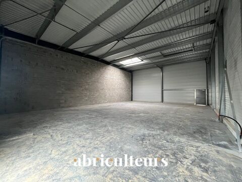  Local d'activité de 210 m² en location à Chartres Ouest (28300) 
