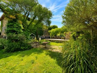  Maison à vendre 7 pièces 213 m²