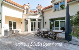  Maison � vendre 10 pi�ces 295 m�