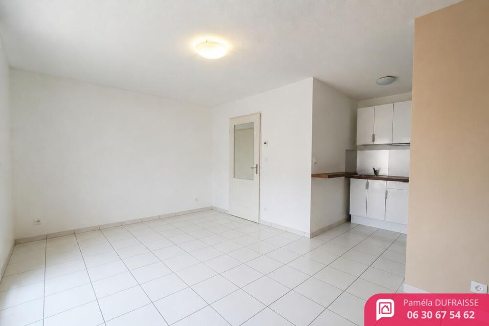 Appartement T2 de 39 m² au Golf de Seilh avec terrasse de 37 m²