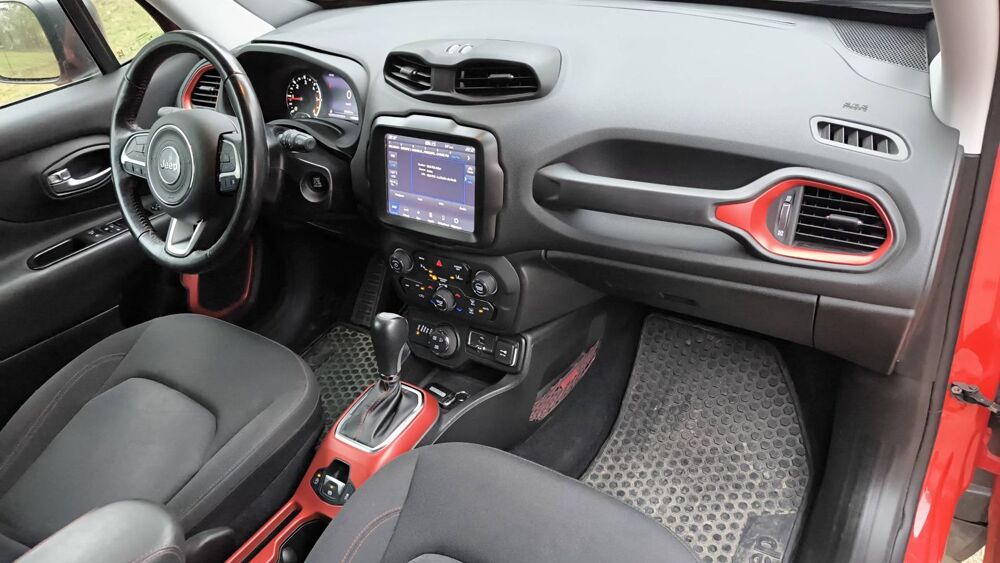 Renegade 2.0 CRD 170 4X4 BVA 7 Trailhawk Adv - Automatique 2018 occasion 71290 L Abergement De Cuisery