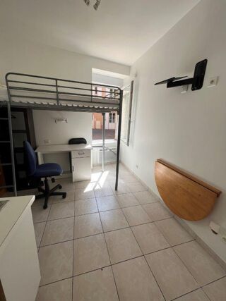  Appartement à louer 1 pièce 11 m²