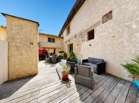   SUPERBE MAISON FAMILIALE DE 230 m� - LA CHAPELLE-DE-GUINCHAY Maison - 7 pi�ce(s) - 230 m�