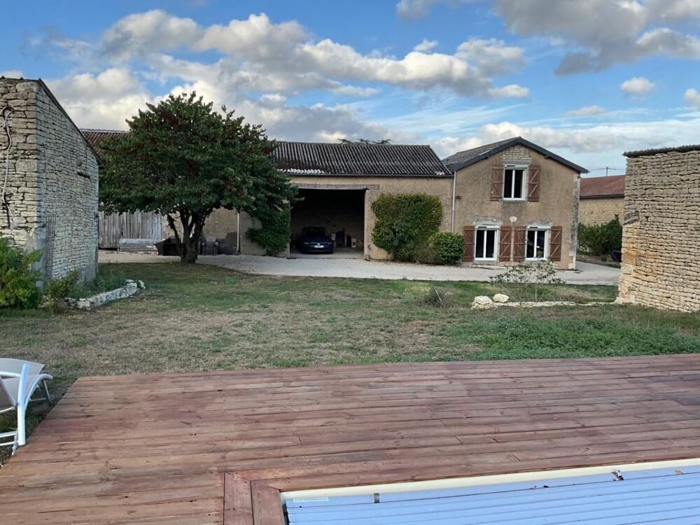Vente Maison Propriété de caractère en pierre - 376 m² - Piscine chauffée -  Panneaux solaires - Champigny à 10minutes de N. de Poitou Champigny en rochereau