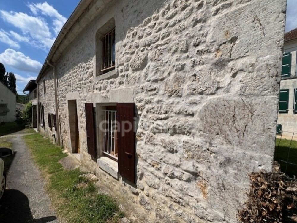 Vente Maison Ensemble de 2 maisons indépendantes à vendre, BUSSAC SUR CHARENTE (17) Bussac sur charente