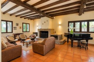  Maison à vendre 10 pièces 200 m²