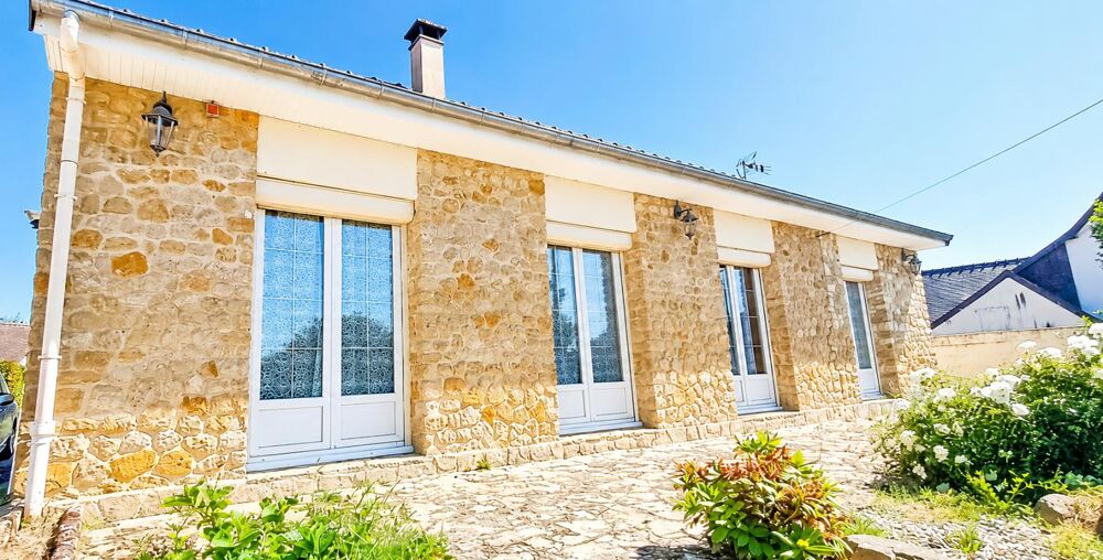 Maison de plain pied lumineuse et peu énergivore de 5 pièces de plus de 70 m2 sur une parcelle de plus de 700 m2