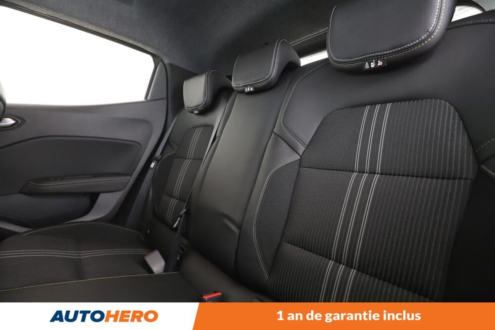 Clio 1.6 E-Tech Hybride Engineered 145 ch 2023 occasion 92130 Issy-les-Moulineaux