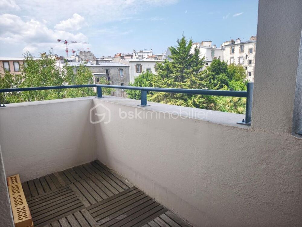 Duplex 75 m²  Garage, cave, ascenseur et chambre vue sur rade