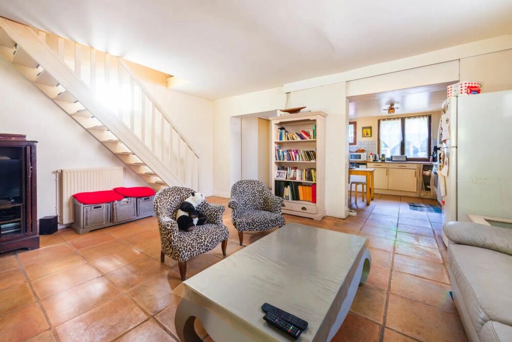 Vente Maison Maison de 5 pièces de 161 m² à Suresnes Suresnes