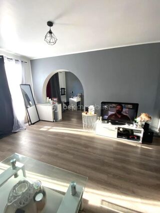  Appartement à louer 3 pièces 65 m²