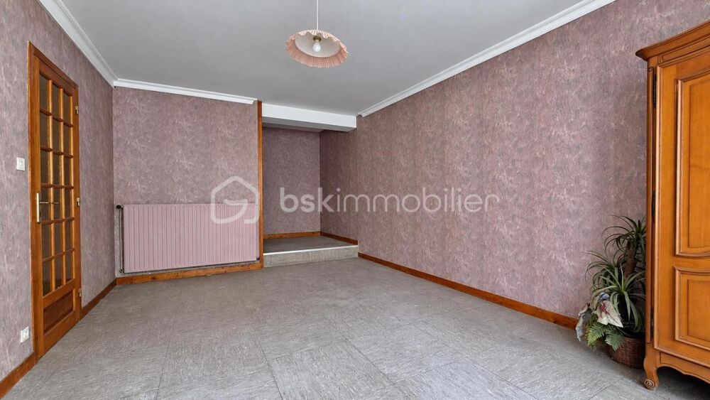 Vente Maison Maison 122 m² avec hangar et garage – Centre de Trégourez Tregourez