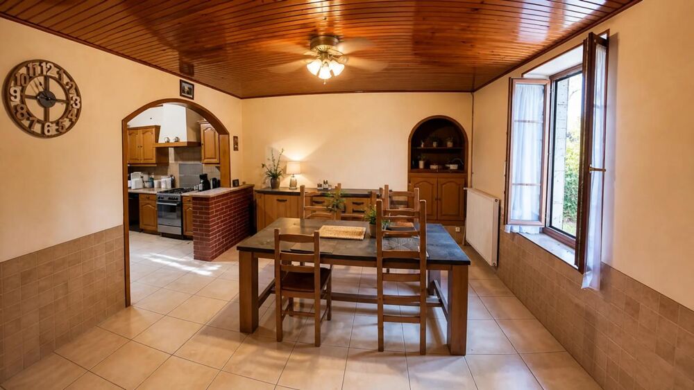 Vente Maison Maison de 6 pièces de 160 m² à Bord-Saint-Georges Bord saint georges