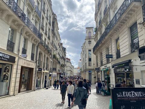   44000 NANTES  LOCAL COMMERCIAL130 m² A LOUER ? QUARTIER DECRE 