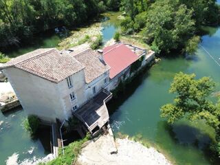  Propriété/château à vendre 5 pièces 210 m²