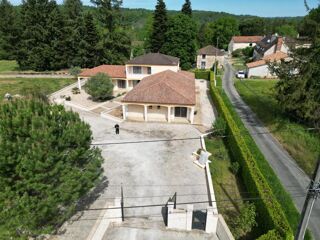  Maison � vendre 9 pi�ces 310 m�