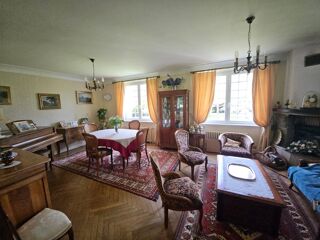  Maison à vendre 15 + pièces 170 m²