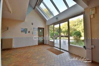  Propri�t�/ch�teau � vendre 15 + pi�ces 380 m�