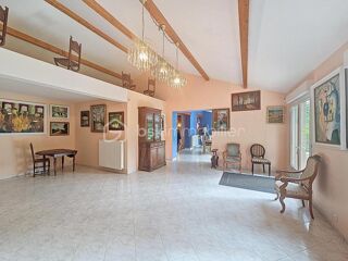  Maison à vendre 8 pièces 266 m²