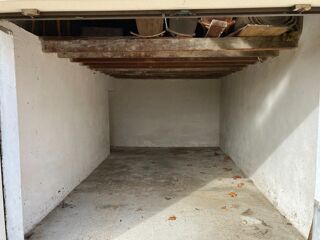  Remise / Grange à vendre 2 pièces 42 m²