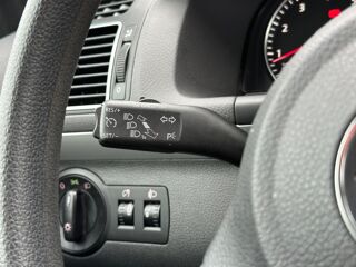 Touran II 1.2 TSI 105 BLUEMOTION TECHNOLOGY TRENDLINE 2011 occasion 78240 Chambourcy