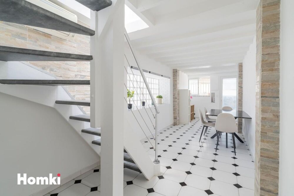 Vente Maison Maison de ville T5 de 77 m² à Marseille 13008 Marseille 8