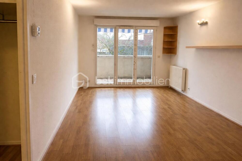 Vente Appartement 3 PIECES DANS UNE RESIDENCE RECENTE AVEC BALCON FILANT & BOX Le blanc mesnil