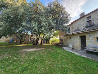  Propriété/château à vendre 13 pièces 400 m²