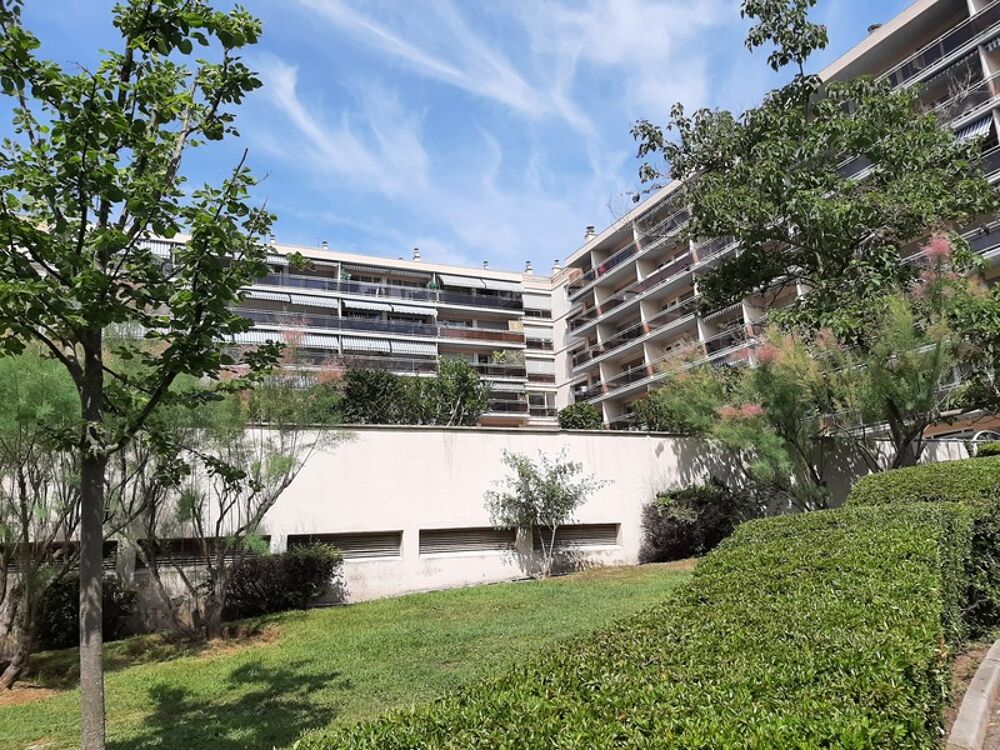 Aix-en-Provence  T2 44 m²  Résidence Tour dAygosi avec piscine