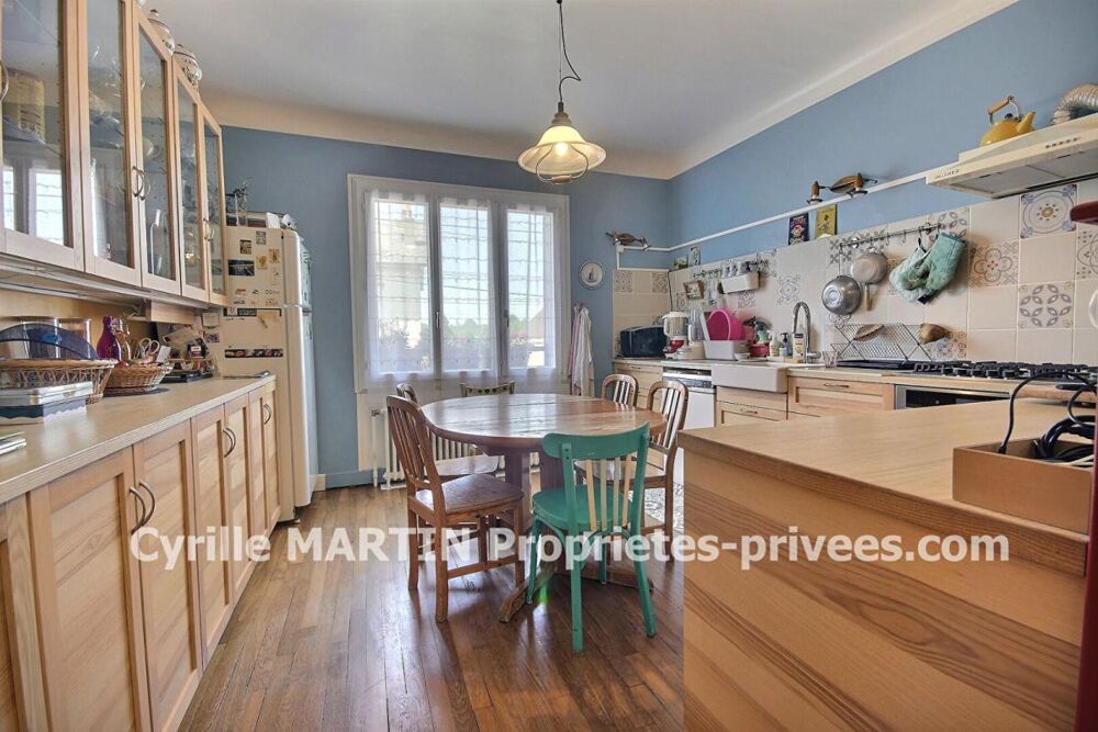 Maison 5 pièces 119 m2 St Jean De La Ruelle