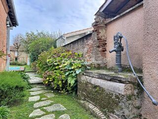 Propriété/château à vendre 9 pièces 244 m²