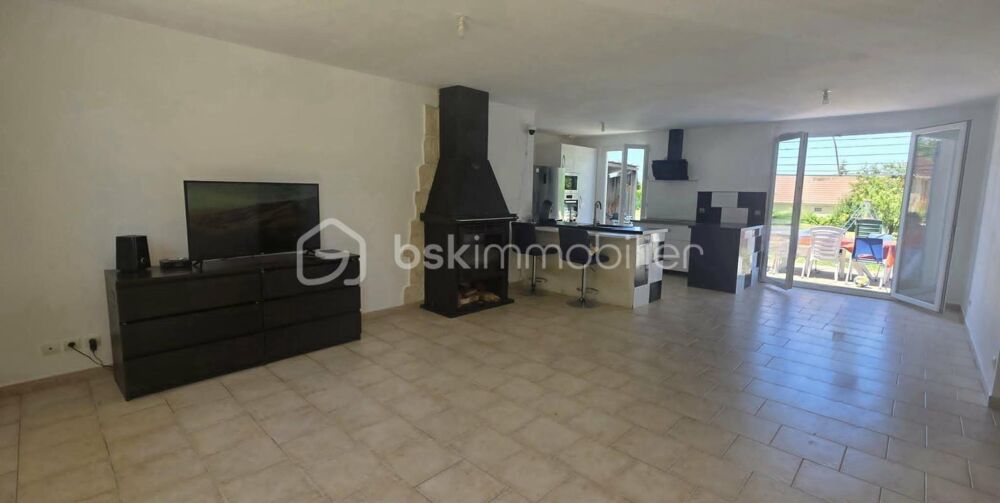 Vente Maison Maison de plain-pied 2006 à Chuelles – 4 chambres, sans travaux, posez vos valises ! Chuelles