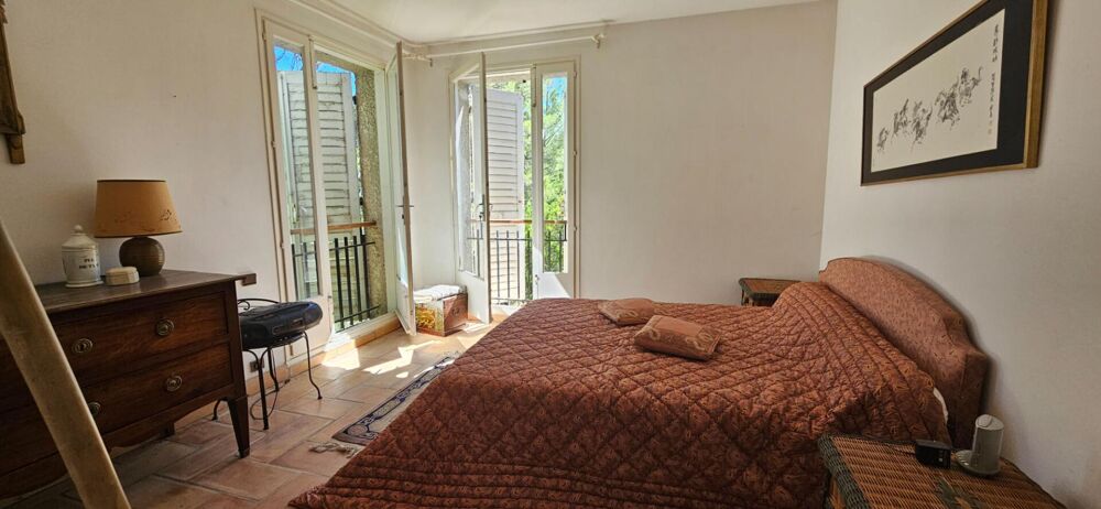  vendre  Maison Le Revest-les-Eaux (83200)