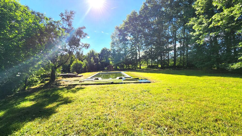 Maison en Pierre 280m² - Terrain 20 317 m² - Dépendances - PISCINE