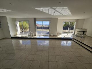 Vente Maison EXCLUSIVITE Maison contemporaine de plain-pied 10' de CHARLIEU Charlieu