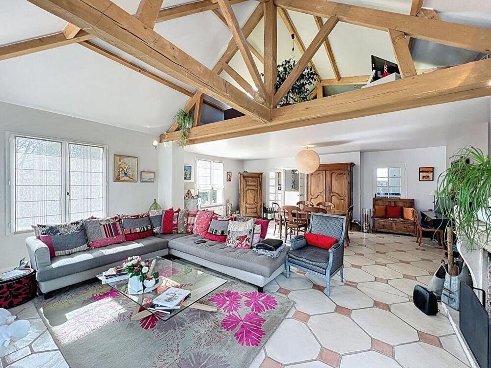 Maison de plain-pied 4 chambres et 1 bureau sur sous-sol total