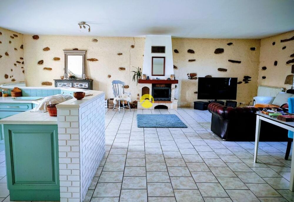 Vente Maison Longère de 1833 restaurée de 155m² Crevant